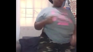 Preview 2 of Khatiya Sex Mms - bad girl twerking to dancehall