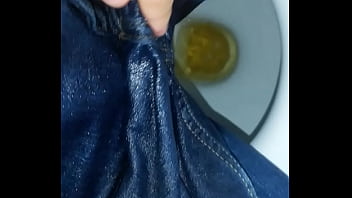 Preview 4 of Sex Girl Dance - Peeing in the toilette