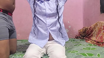 Preview 1 of Babae Nag Pakantot Sa Aso - Desi bhabhi hard fucking in boss
