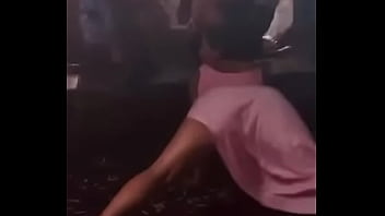Preview 3 of Jspanese Milk - La presentadora mexicana de badabun Paola Castillo , mueve su rico Culo en p&uacute_blico en una disco y se abre completa enseńando  !!