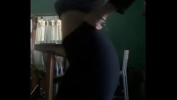 Preview 4 of Full Movie 4k - PAULA MOVIENDO EL ORTO