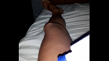 Preview 1 of Young Virgin Boy Masturbation - Masturber sa queue &agrave_ la cr&egrave_me solaire