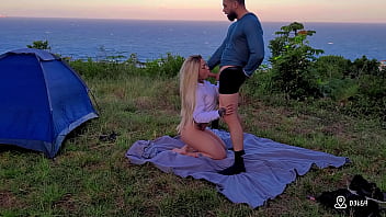 Preview 2 of Cumshot Grop - Fodendo no acampamento minha meia-irm&atilde_