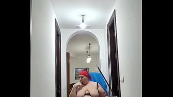 Preview 2 of Gimming Sex - Coolmarina. Me hago pip&iacute_ y de paso juego un poquito con un bote