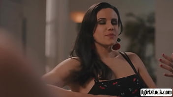 Preview 1 of Bbw Anna Beck All Videos - Ever wonder how a transexual fucks a brunette females pussy?