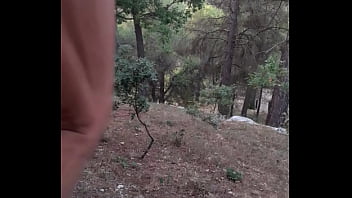 Preview 1 of Jenny Hendrix Pov - Pisser tout nu dehors juste un plug dans son petit trou