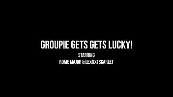 Preview 1 of Arine Videos Hd - Rome Major Fucks Slutty Groupie BBC! Lexxxi Scarlett Got Creampied!
