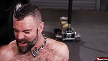 Preview 4 of Xxsex Porn Video - Wolfie and Aiden drill Wolfie&#039_s ass holes using their fist. Wolfie Braden Shaw&#039_s hairy hole and Wrex Wylde&#039_&#039_s smooth ass swallow his fists right up before all three move to the floor of the auto shop.