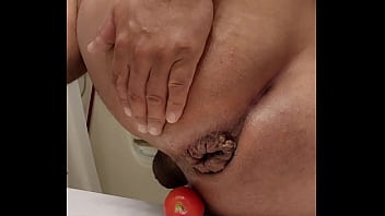 Preview 3 of Priyanka Chopra Xxxx Photos - Tomatoes fucking