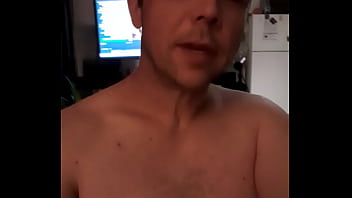 Preview 1 of Xxnx Americans Voice Urdu - Video de v&eacute_rification