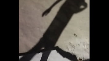 Preview 1 of 720 Video Xxxxx - Caminando por la calle
