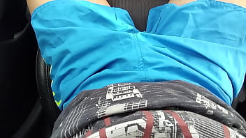 Preview 4 of Oldjicom Hd - Peeing in my car