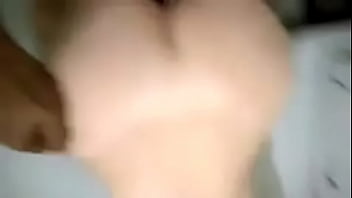 Preview 2 of Sexsi Mubi - Namorada branquinha n&atilde_o resiste a um neg&atilde_o pirocudo