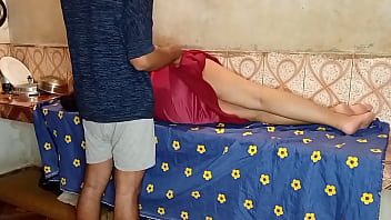 Preview 1 of Forced Tube Bbc - किचन में सो रही अपनी बहन को चोदा