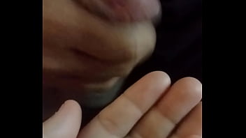 Preview 2 of Hugo Anal - Me la jalo y ella se los unta en su cara