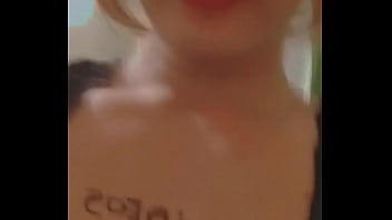 Preview 3 of Diana Prince Busty Mom And Son - V&iacute_deo de verificaci&oacute_n
