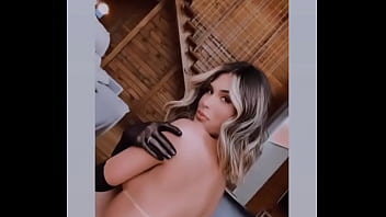 Preview 3 of Scat Expolsion - Thaissa Longati