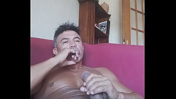 Preview 3 of Extreme Se - Italian macho man handjob