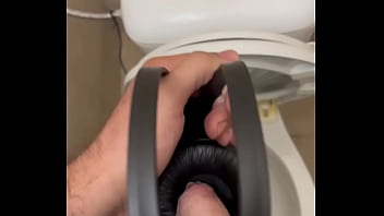 Preview 1 of Cut Baby First Time - A quick headphone wank at work