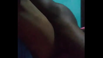 Preview 2 of Holt Mir - Noite em minha casa com um novinho delicia . Parte 2