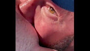 Preview 2 of Na Rotos Ex Vedio - Ftm Boy pussy being eaten at the pool