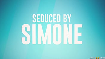 Preview 4 of Dog And Girls Joyspron - Seduced By Simone - Simone Richards / Brazzers  / stream full from www.brazzers.promo/sedu
