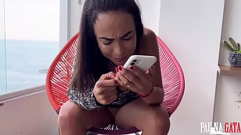 Preview 2 of April Suckjob - A casada gostosa estava sozinha em casa e contratou 2 acompanhantes pra um m&eacute_nage . Belinha Baracho Jack Kallahari Thales Milleto Oficial com participa&ccedil_&atilde_o de Val Mineirinha