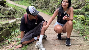 Preview 1 of Holibud Xxx Movi - Me aprovecho de la necesidad de joven linda de ayudar a su novio para follarla duro y venirmele adentro.