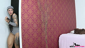Preview 1 of Nemal Xxx Hd 15 Year - A presidiaria &eacute_ encontrada e leva chumbo - Sensacao Na Pele