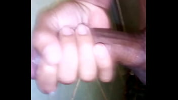 Preview 4 of Farting - Papo se pajea para l&aacute_ nena PARTE 2