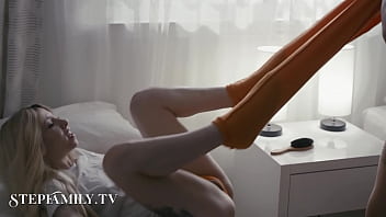 Preview 2 of Dominic Santos And Jordan Fucks - Kenzie Reeves gets a Hard Squirt Orgasm with her Step Sister - StepFamilyTV