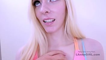 Preview 3 of Muslims Sleeping Xxx - Amazing babe displays cock sucking skill at her audition