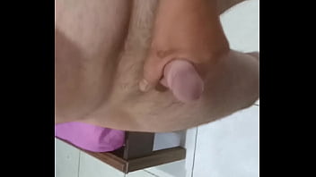 Preview 3 of Higida Xxx - S&oacute_ uma gozadinha