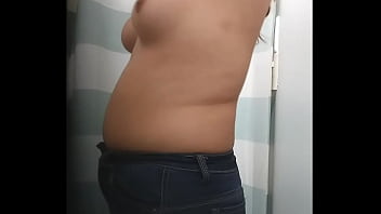Preview 1 of Xxxnl - Spyed girl clothes