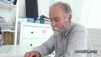 Preview 1 of Garla Colej Xxx Video - Nice bookworm was seduced and shagged by older mentor