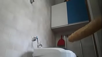 Preview 3 of Bang Kok Gril - Se divertindo com, um consolo muito Gostoso,  Que del&iacute_cia @!!!!