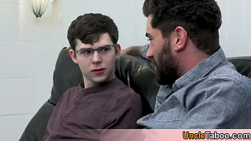 Preview 1 of Seachkira Lane - Horny bearded needs a tight ass today and the only one around is the clueless