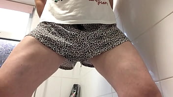 Preview 2 of Jaames Deen - Needed to pee before bed time