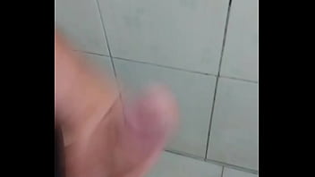 Preview 1 of Black Mother Sex Son - Gozada no banho
