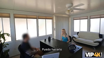 Preview 2 of Sexy Hot Videos - VIP4K. A la rubia le gusta la idea de los prestamistas de aprobar el cr&eacute_dito por clavar el co&ntilde_o