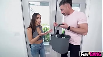 Preview 1 of Bhai Bhan Sexi Bf - Kira Perez In Maid Tight Pussy Fuck Big Cock