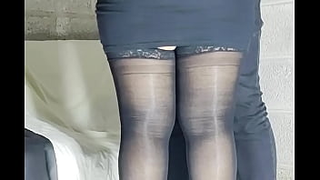 Preview 1 of Breaks In - Secretaria GORDIBUENA me da las nalgas
