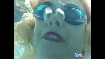 Preview 3 of Swedish Tiny Girl With Big Tits - Taylor Lynn has Sex Underwater with her goggles