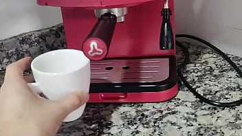 Preview 1 of Jepu Saa - Comida porno #5 - Cafe con leche (Semen)