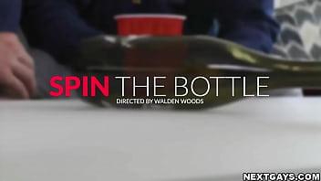 Preview 1 of Malay Mild Part - Nextgays.com - A nice blowjob and a good fuck for Aspen and Michael Del Ray