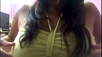 Preview 1 of Aunty Exploring Body - Ricas Tetas