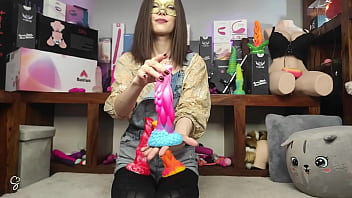 Preview 4 of Xxx Bro Sleep Sis Fuck - Fantasy Dildo Review - Beleala from Wildolo