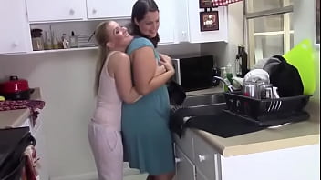Preview 1 of Xxxvepo - Humping her friend
