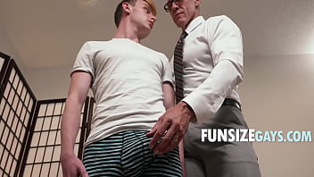 Preview 2 of Fhotmom - Old Tailor Is The Kinda Twink Wants