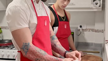 Preview 2 of Www Sixe Vedo - WE GIVE IT MILK AND EGGS BUT NOT FOR COOKING